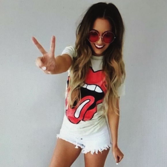 Meet your Posher, Shere' - Picture 2 of 7